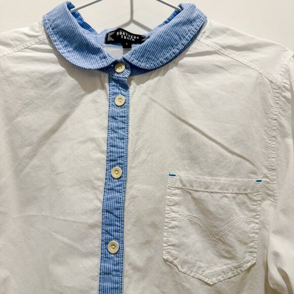 Contrast button down - Picture 2 of 4